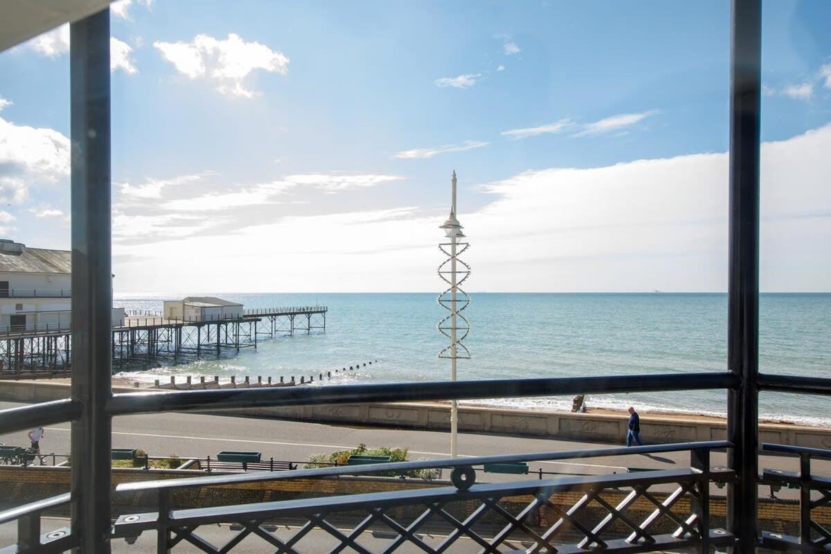 Panoramic Sea Views In Beachfront Apt W Balcony Bognor Regis Exterior photo